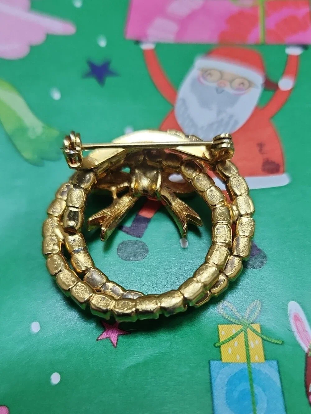 Christmas In July!! Festive Gold Wreath Brooch with Red, Green & White Stones